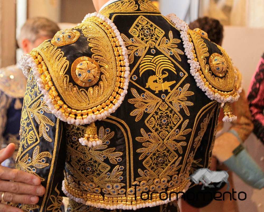 costume_de_lumieres